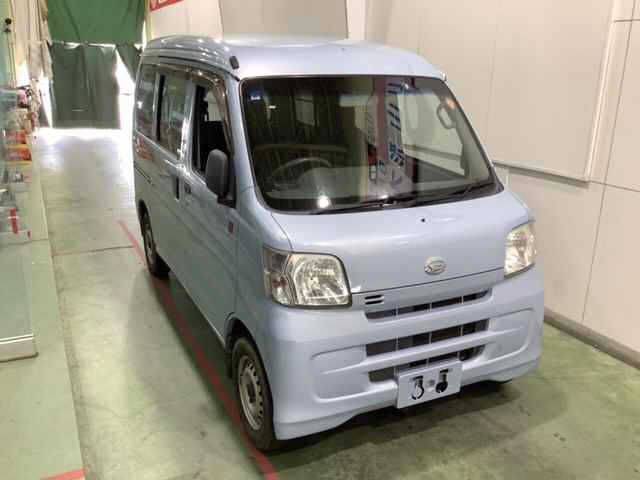 Japan Auction Vehicles 4 2016 Daihatsu Hijet 4WD デラックス55thアニバーサリーゴールド auction photo