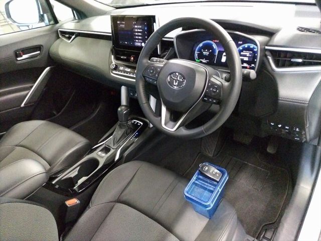 2025 Toyota Corolla Cross ハイブリッドZ 4WD auction photo 3