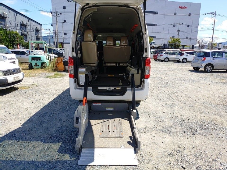2014 Nissan NV350 Caravan auction photo 8