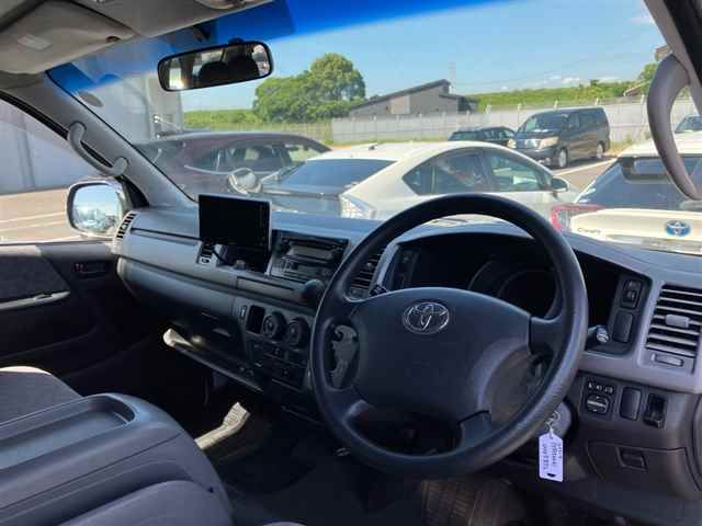 2008 Toyota Hiace グランドキャビン 10人乗リ auction photo 3
