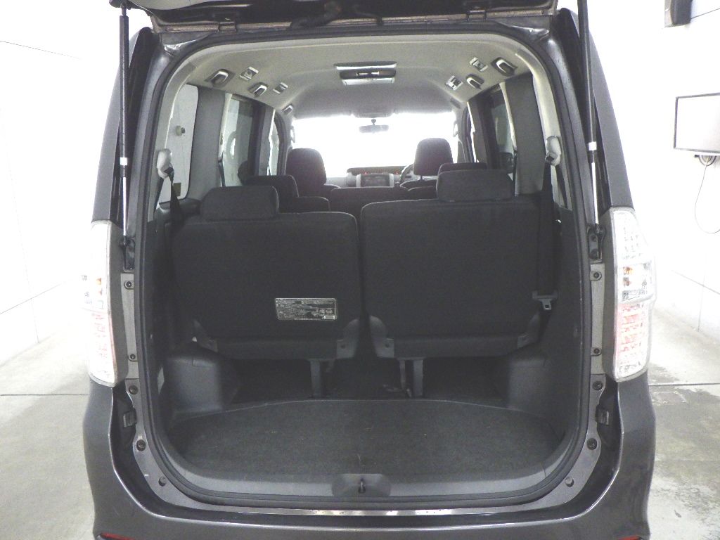 2008 Toyota Noah Si auction photo 10