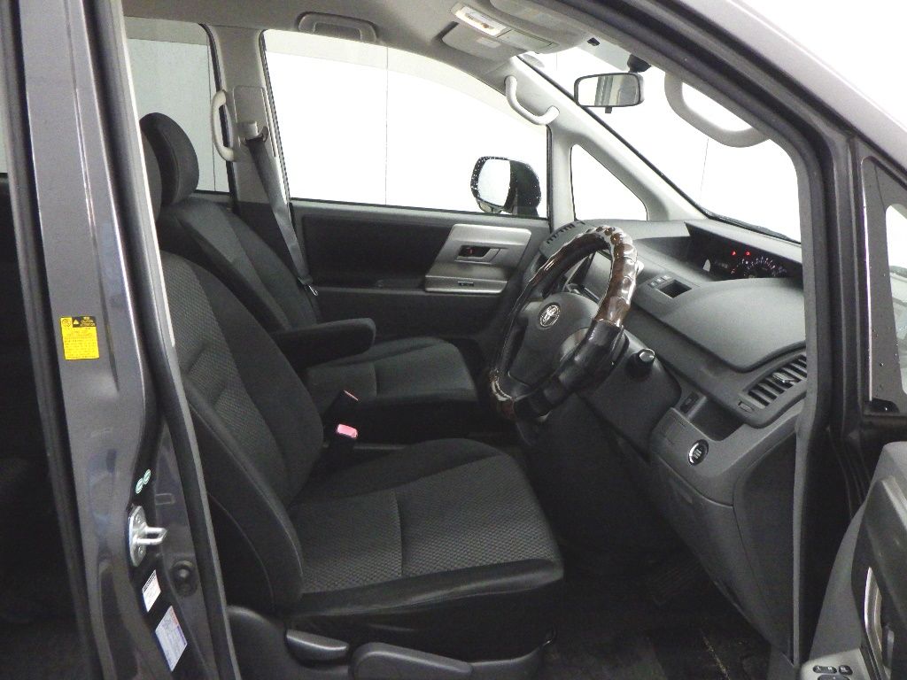 2008 Toyota Noah Si auction photo 6