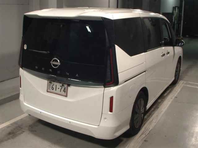 2023 Nissan Serena XV auction photo 5