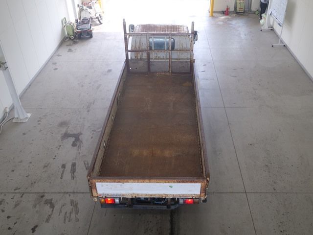 2010 Isuzu Elf ヒラ auction photo 3