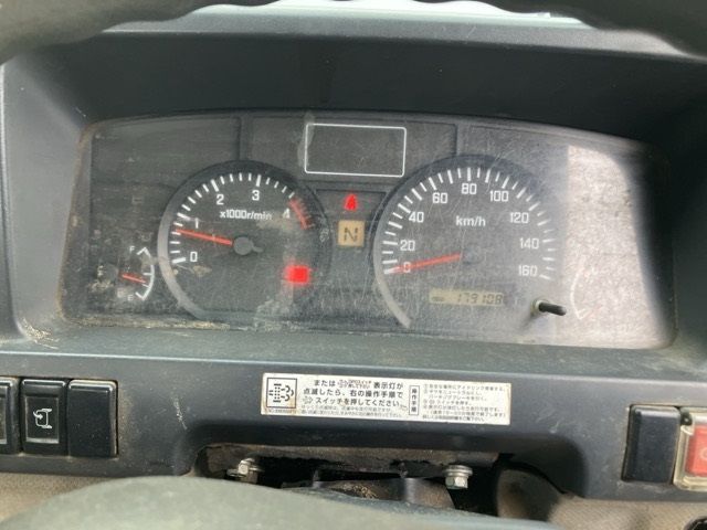 2010 Isuzu Elf ヒラ auction photo 7