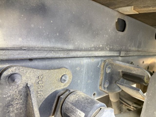2010 Isuzu Elf ヒラ auction photo 16