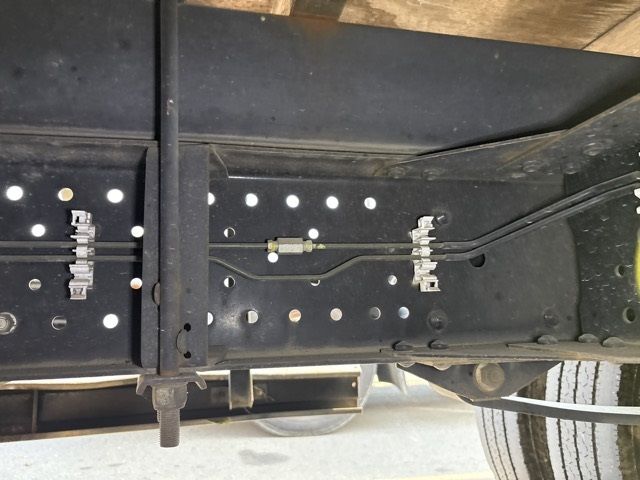 2010 Isuzu Elf ヒラ auction photo 18