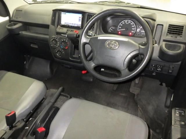 2020 Toyota タウンエース バン GL auction photo 3
