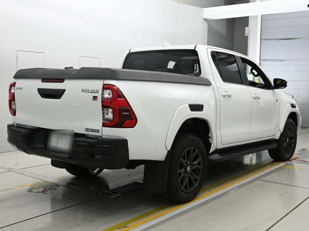 2024 Toyota Hilux Z GR Sport 4WD auction photo 2