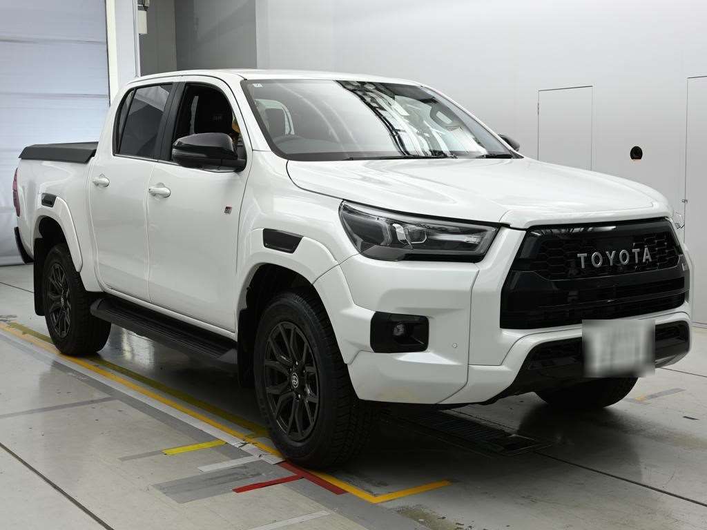 2024 Toyota Hilux Z GR Sport 4WD auction photo 5