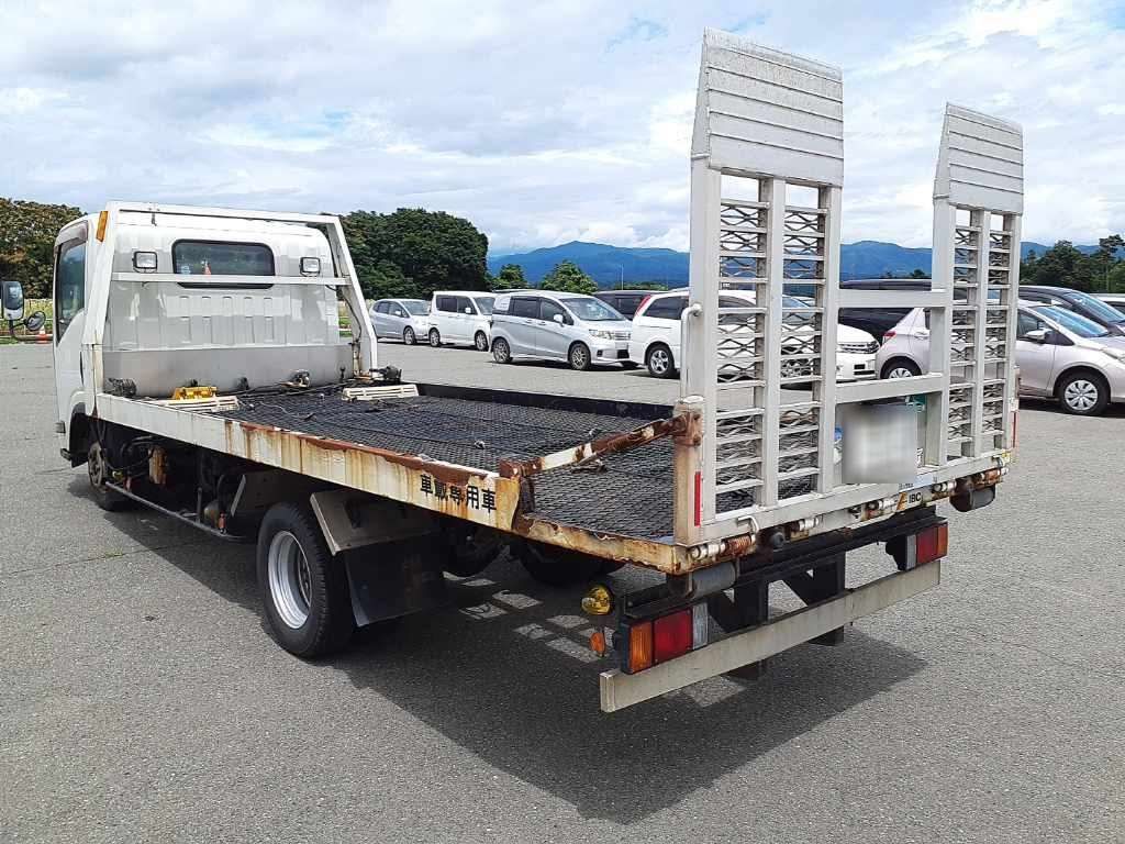 2012 Isuzu Elf キャリアカー auction photo 6