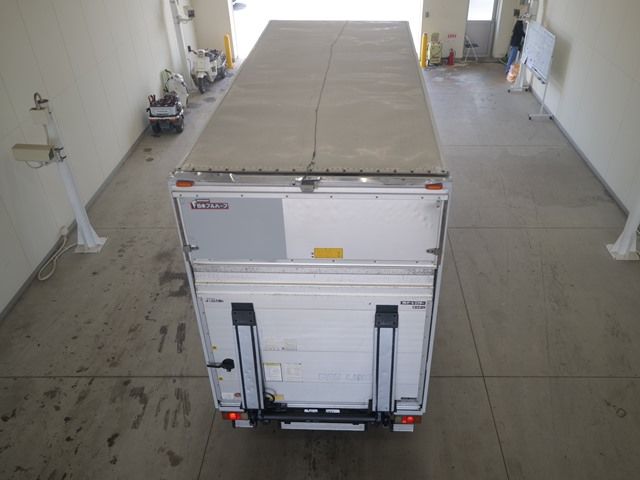 2015 Hino Dutro Aluminum Van PG auction photo 3