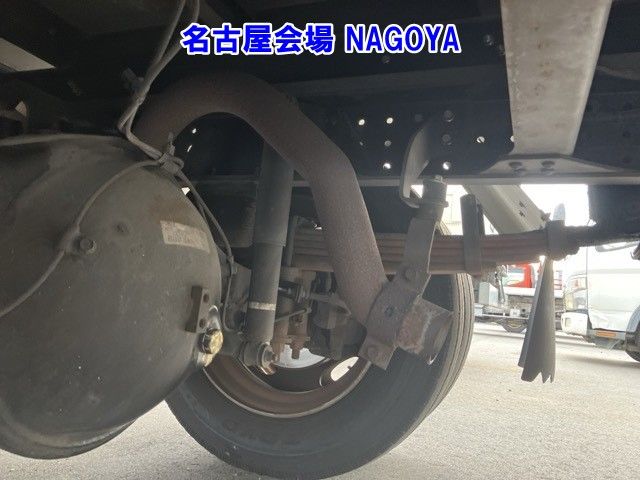 2016 Mitsubishi Fuso Canter Van PG auction photo 10