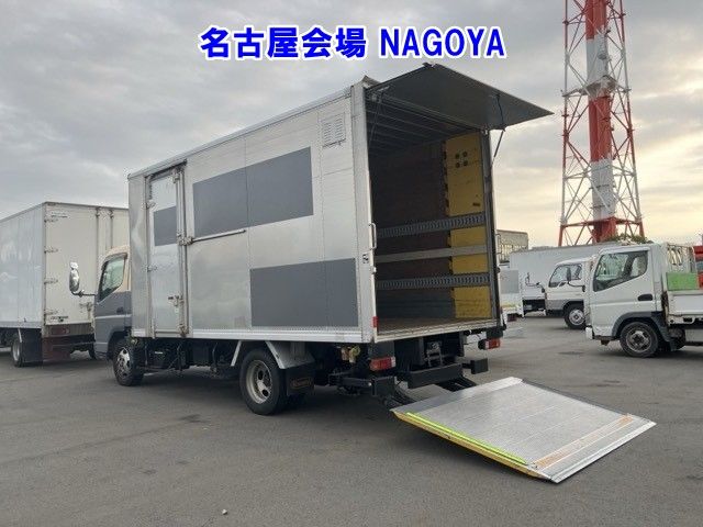 2016 Mitsubishi Fuso Canter Van PG auction photo 21