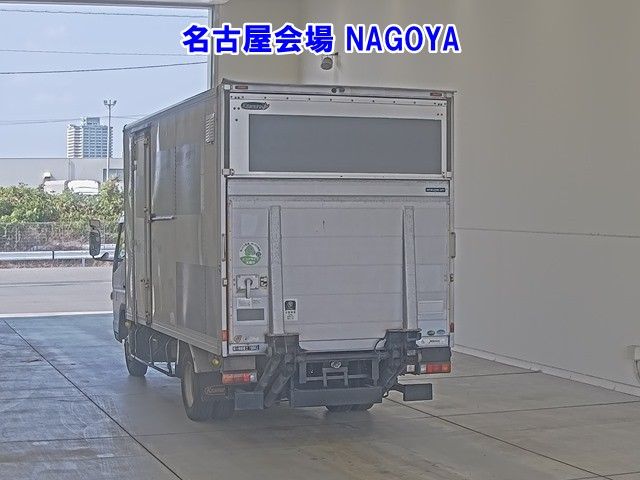 2016 Mitsubishi Fuso Canter Van PG auction photo 2