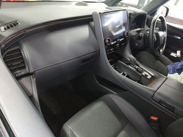 2023 Toyota Vellfire Zプレミア auction photo 3