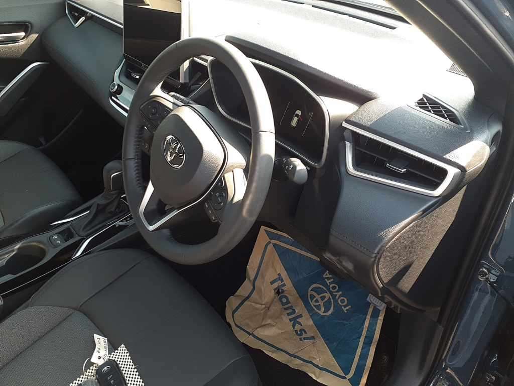 2024 Toyota Corolla Cross ハイブリッド Z auction photo 9