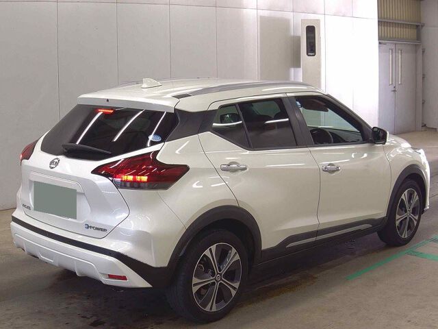 2022 Nissan Kicks X Two-Tone Interior Edition auction photo 5