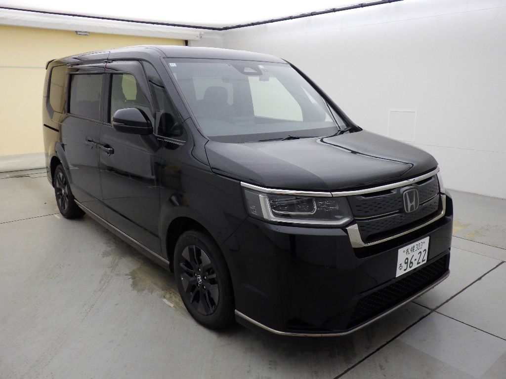 2022 Honda Stepwgn 4WD 7 Japan auction vehicle