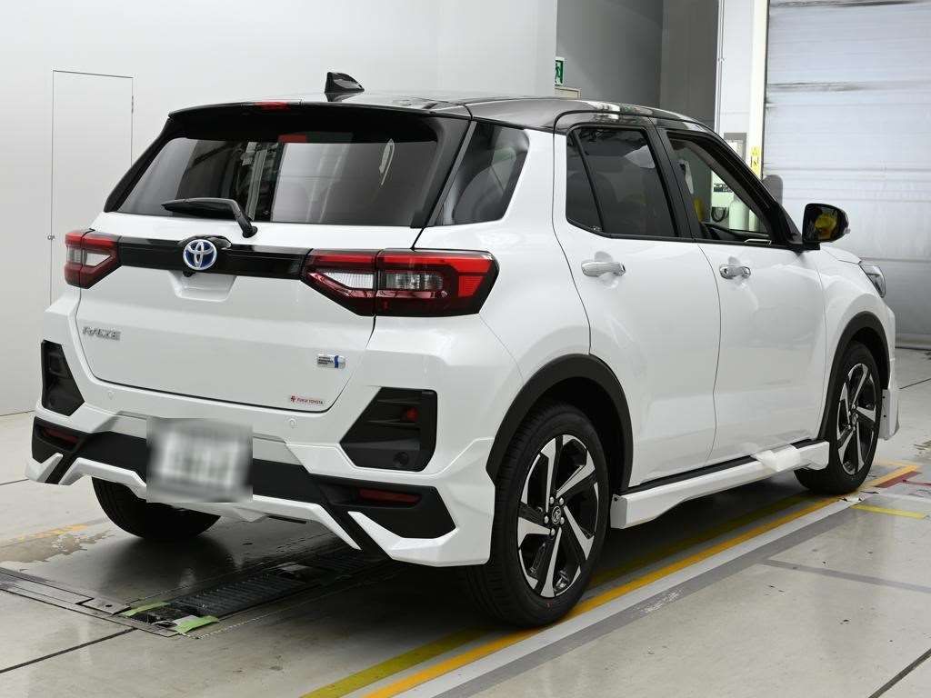 2026 Toyota Raize Hybrid Z auction photo 2