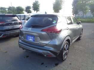 2021 Nissan Kicks X auction photo 2