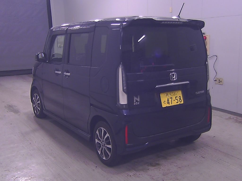 2024 Honda N-BOX カスタム auction photo 5