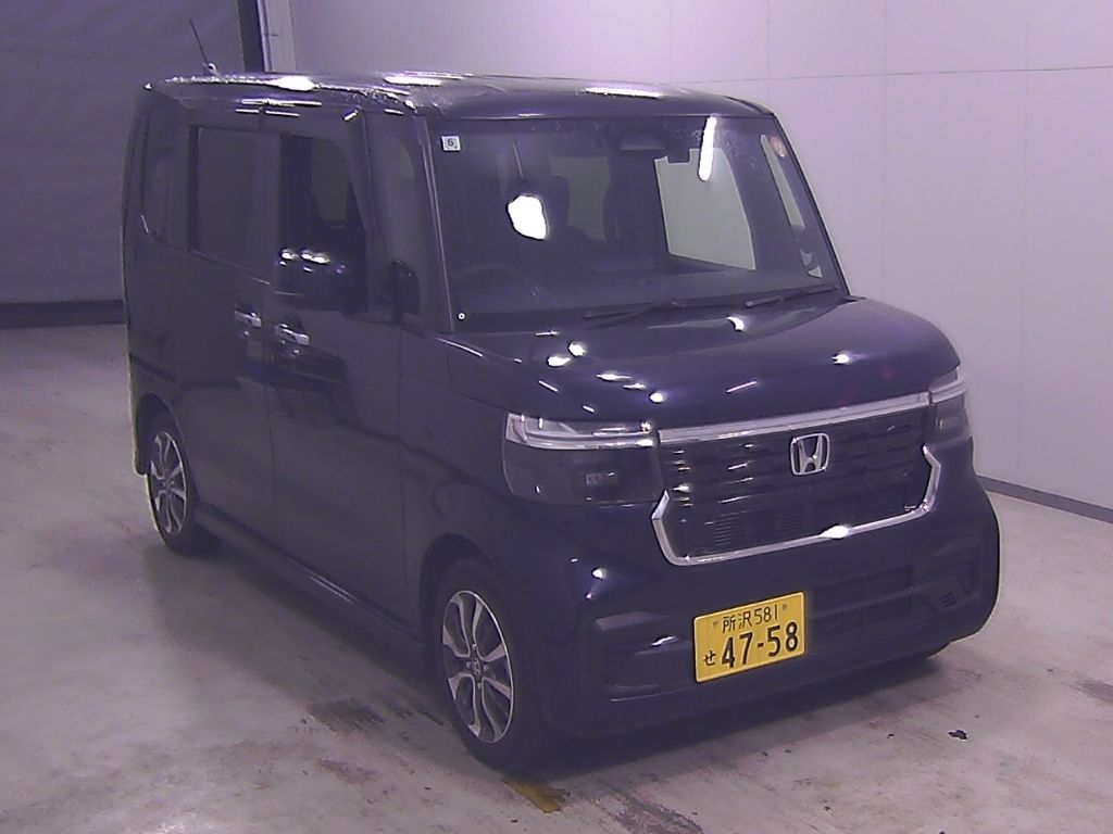 2024 Honda N-BOX Japan auction vehicle