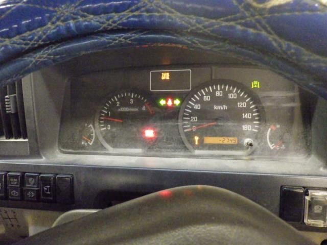 2013 Isuzu Elf dump auction photo 7