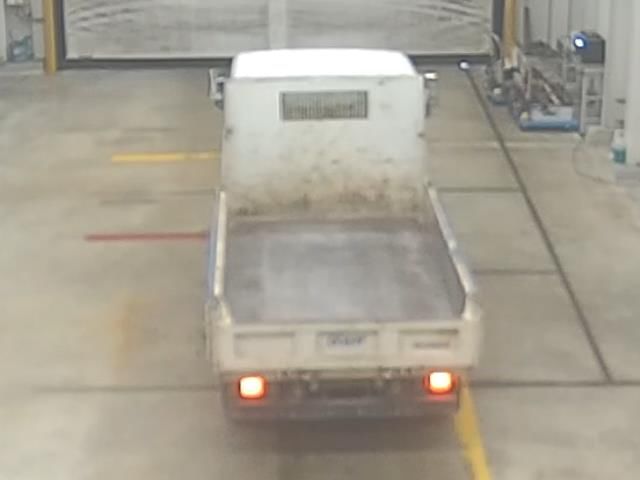2013 Isuzu Elf dump auction photo 3