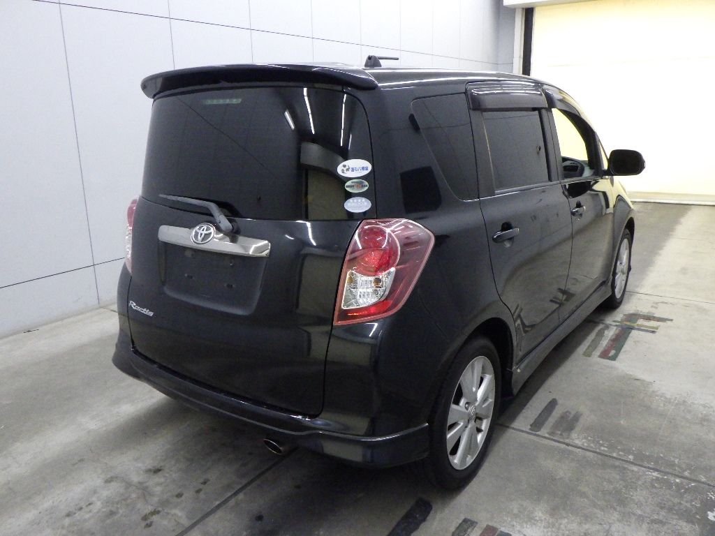 2010 Toyota Ractis G S Package auction photo 2