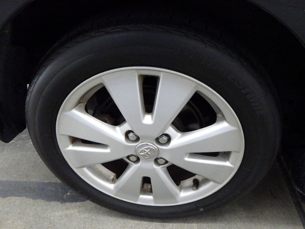 2010 Toyota Ractis G S Package auction photo 9