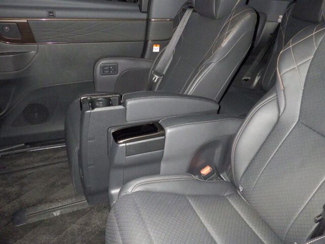 2023 Toyota Vellfire Zプレミア auction photo 6