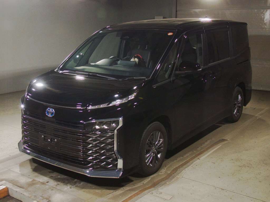 Japan Auction Vehicles 4 2023 Toyota Voxy ハイブリッドS-G auction photo