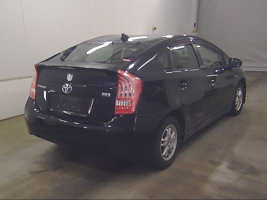 2011 Toyota Prius G LEDエディション auction photo 2