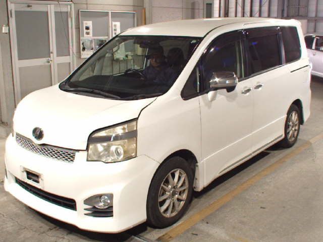 2013 Toyota Voxy ZSキラメキZ auction photo 4