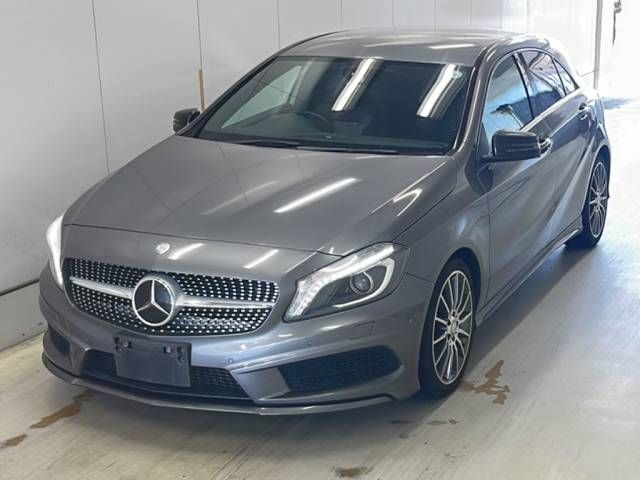 Japan Auction Vehicles 7 2015 Mercedes-Benz A-Class A180 スポーツ auction photo