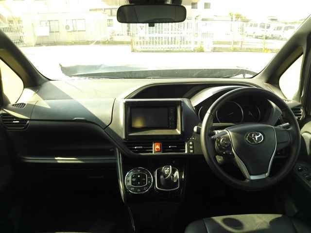 2016 Toyota Voxy ZSキラメキII auction photo 8