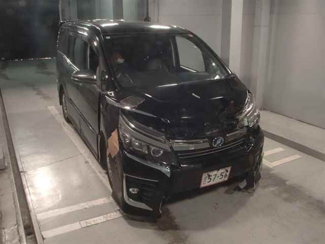 Japan Auction Vehicles 12 2016 Toyota Voxy ZSキラメキII auction photo