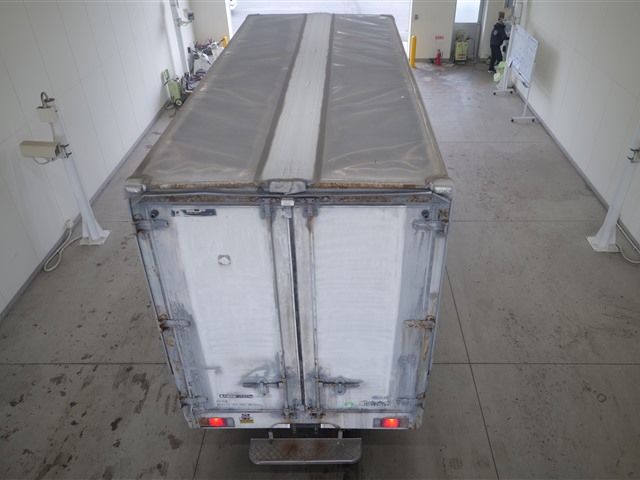 2011 Isuzu Elf アルミウイング auction photo 3