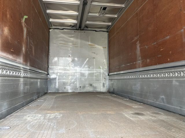 2011 Isuzu Elf アルミウイング auction photo 19