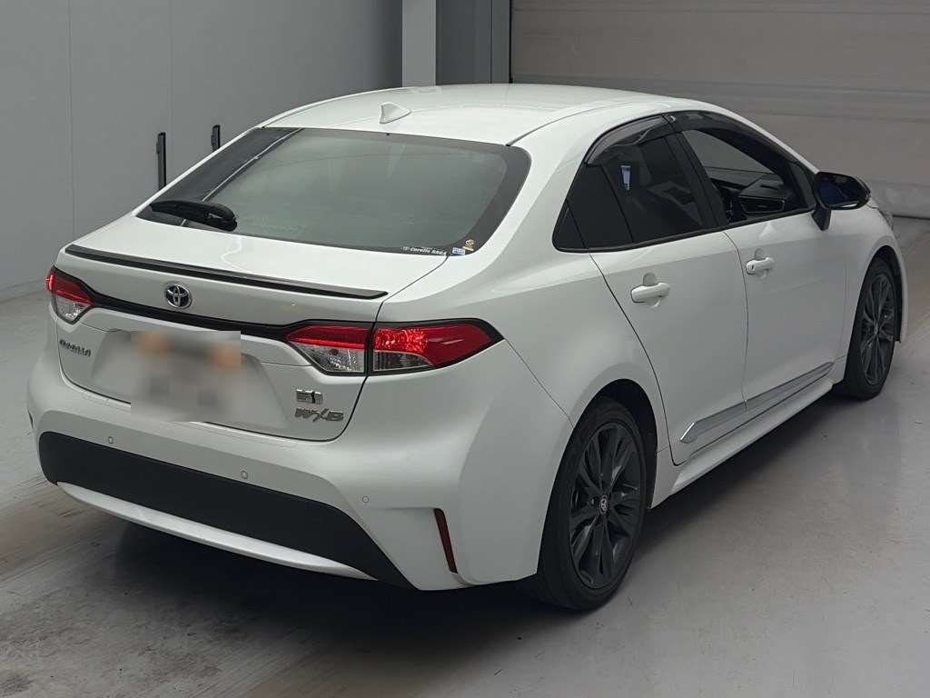 2021 Toyota Corolla Hybrid Double Bar 4WD auction photo 2