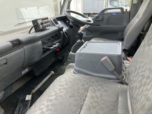 2005 Isuzu Elf サンスイ auction photo 5