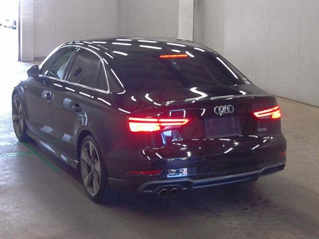 2018 Audi A3 Sedan Sラインテクノリミテッド auction photo 2