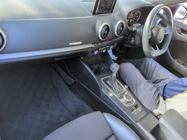 2018 Audi A3 Sedan Sラインテクノリミテッド auction photo 3