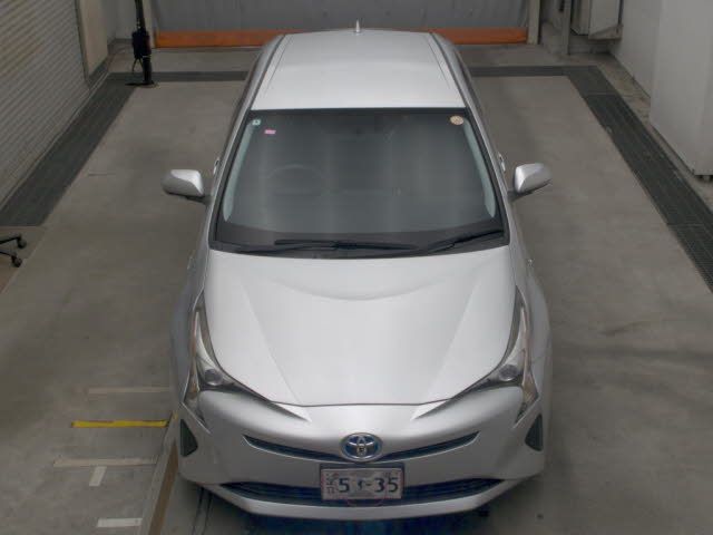 2018 Toyota Prius E auction photo 6