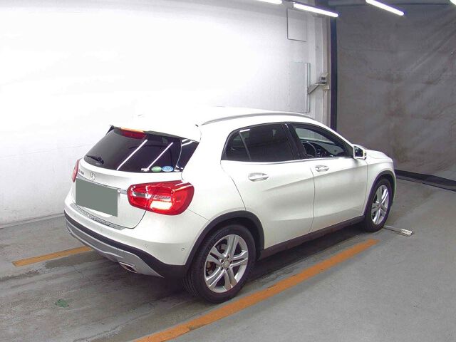 2016 Mercedes-Benz GLA-Class GLA180 Basic P auction photo 5