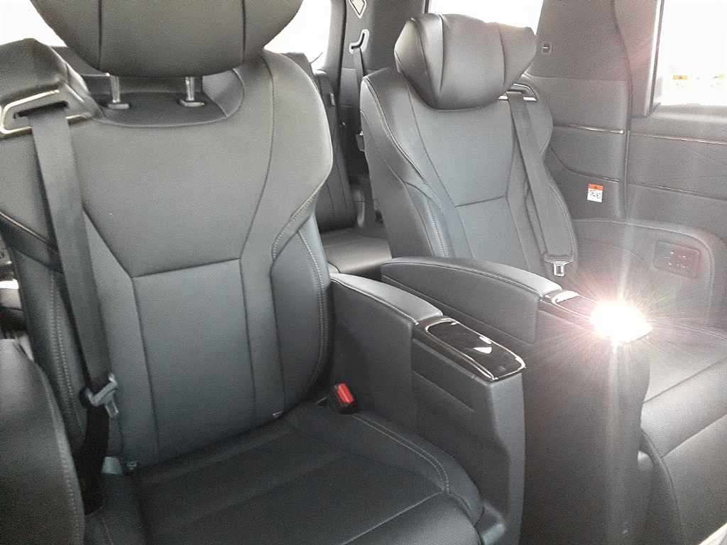2023 Toyota Alphard Z auction photo 11