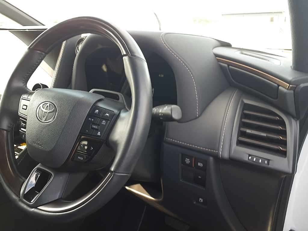 2023 Toyota Alphard Z auction photo 9