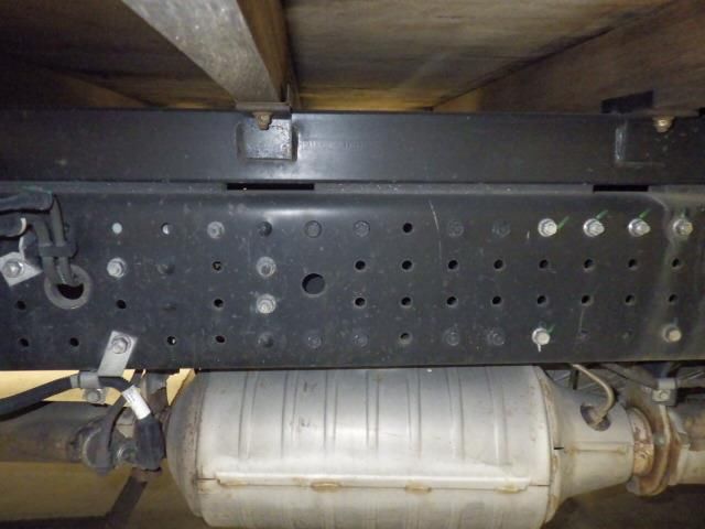 2021 Mitsubishi Fuso Canter Flatbed auction photo 5