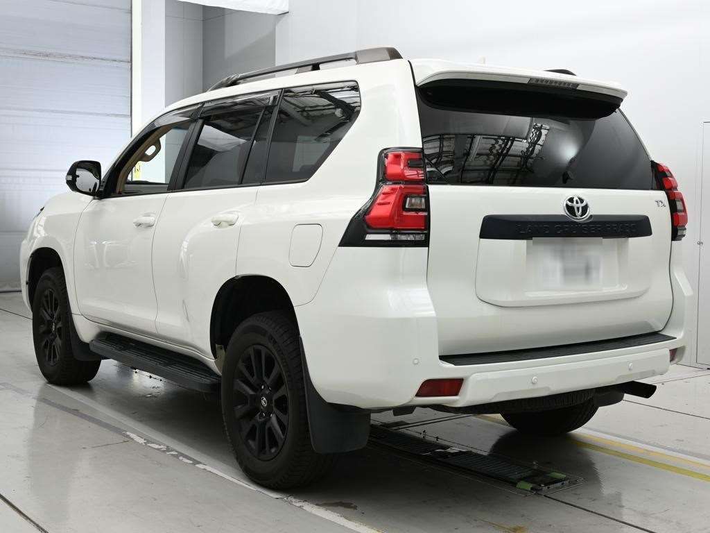 2022 Toyota Land Cruiser Prado TXLパッケージマットブラ 4WD auction photo 6